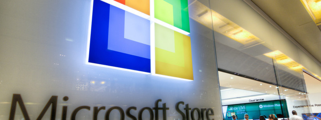 Microsoft Store arrivano anche in Italia, Apple Store sotto attacco | Approfondimento