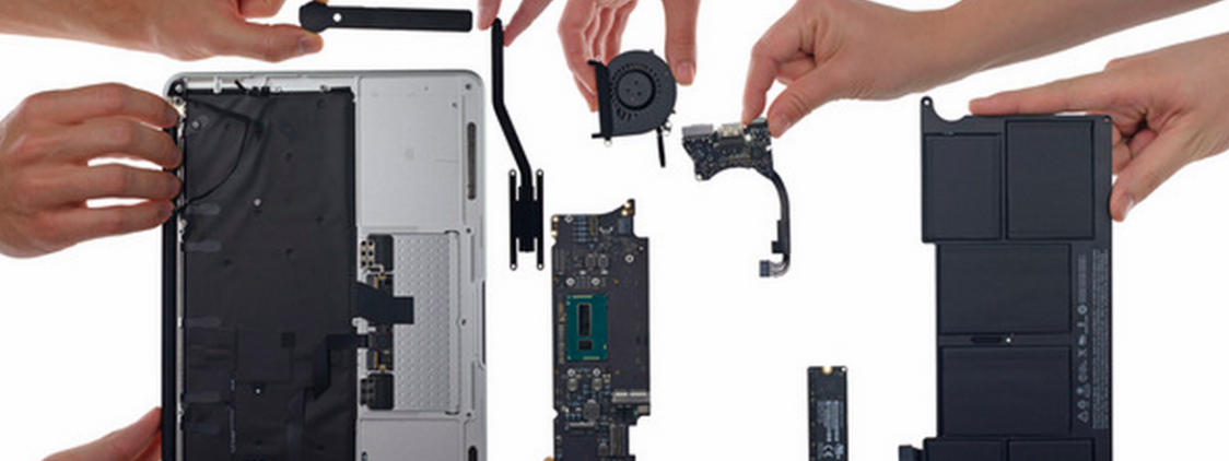 iFixit smonta i MacBook Air del 2015, trovati piccoli cambiamenti rispetto al passato