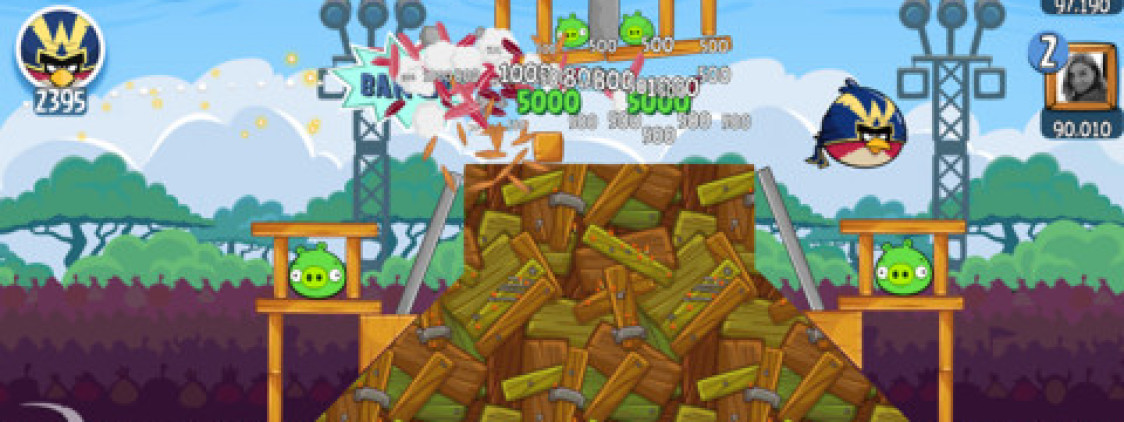 Angry Birds Friends sbarca in App Store: Gioca a Angry Birds con i tuoi amici… ovunque