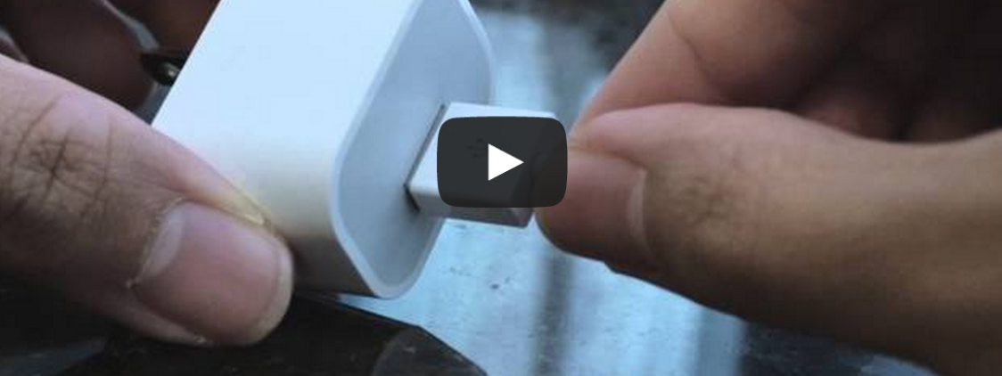 Un video mostra il nuovo cavo Lightning reversibile ed il nuovo possibile alimentatore