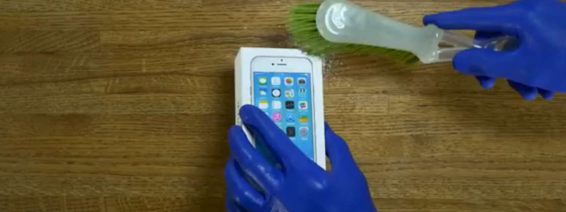 Vi facciamo vedere il più pazzo Unboxing Video dell’iPhone 6
