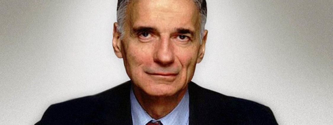 Ralph Nader Rimprovera Tim Cook di Cattiva ed Egoista Gestione delle Finanze